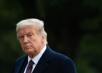 Sindicato demanda a Donald Trump por recortar salarios de campesinos
