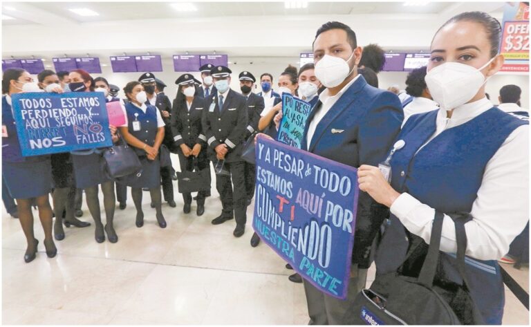 Aplazan huelga en Interjet