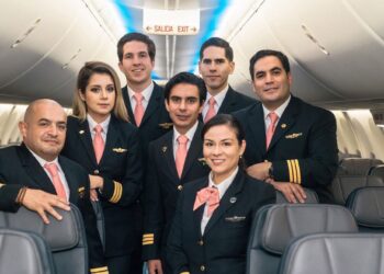 Aeroméxico no paga a sus pilotos, pero da bonos a directivos