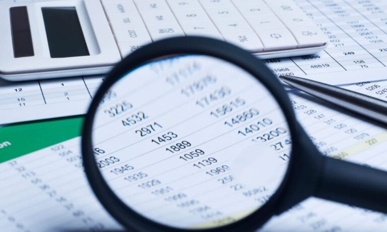 Contraloría-Investiga-nuevos-irregularidades-en-el-sistema-de-salud-1000x600
