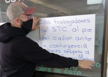 Denuncian falta de servicio médico para trabajadores del metro