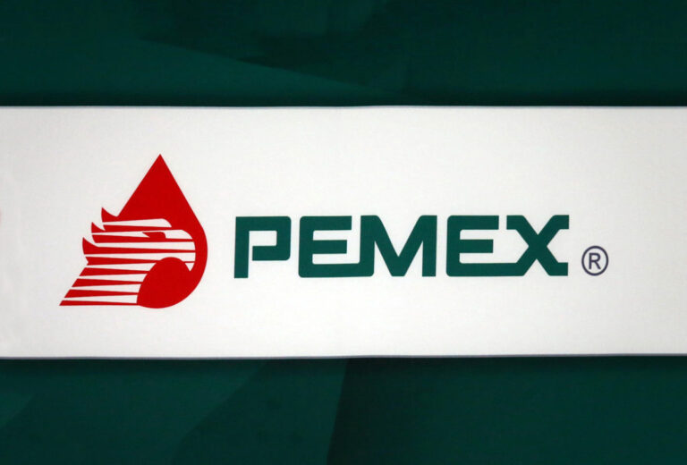 Pemex ha incumplido contrato colectivo por 9 meses. sindicato