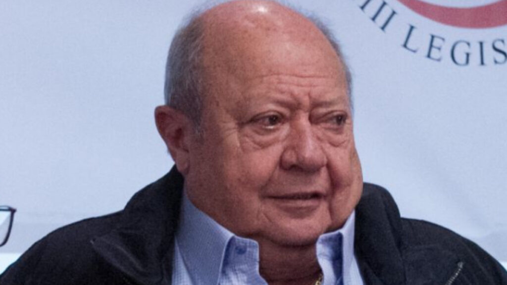 Carlos Romero Deschamps renuncia a Pemex: AMLO