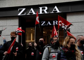 Inditex cerrará tiendas de Zara en España, ofrece reubicación a trabajadores