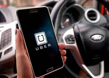 Sindicatos españoles supervisarán los derechos de trabajadores de aplicaciones como Uber