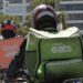 Repartidores de aplicaciones móviles sometidos a Ley Rider.