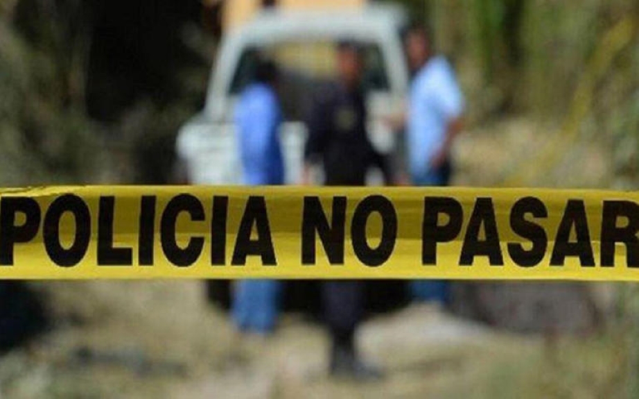 Imagen editorial de operativo en Oaxaca tras el hallazgo de cuerpos de trabajadores CFE con signos de tortura