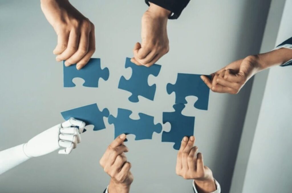 Alejandro Martínez Araiza apuesta por la integración de IA y automatización en el entorno laboral.