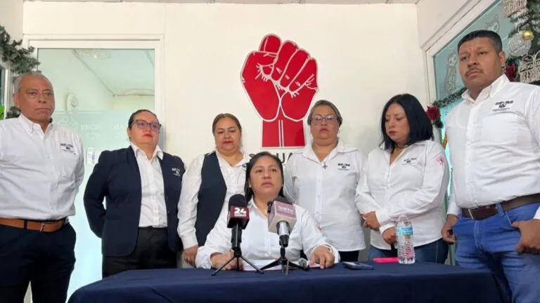 Sindicato de la UAEM protesta por falta de pago de aguinaldo en Morelos