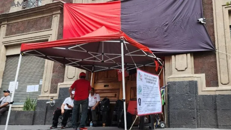 Monte de Piedad negocia en Arbitraje el posible fin de la huelga iniciada en octubre por conflicto sindical y contractual