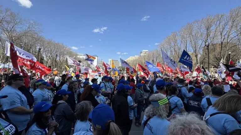 Sindicatos en Alberta avanzan pese a leyes restrictivas con impacto en salarios y derechos laborales
