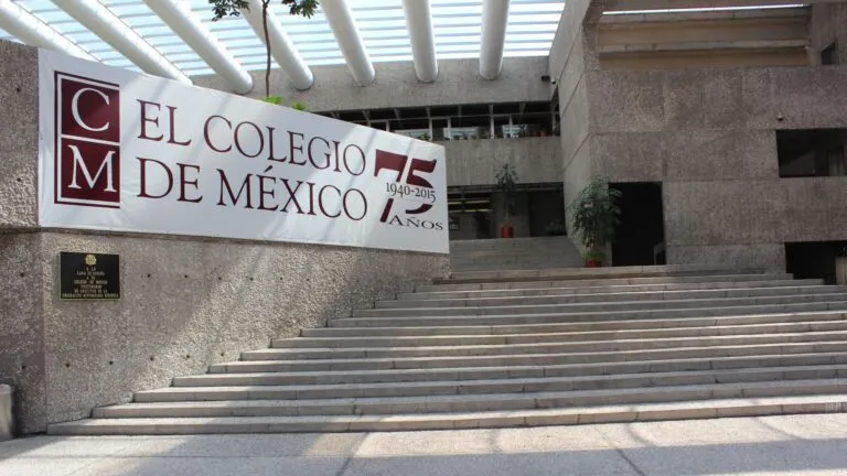 Colmex enfrenta huelga por desacuerdo salarial y de prestaciones laborales