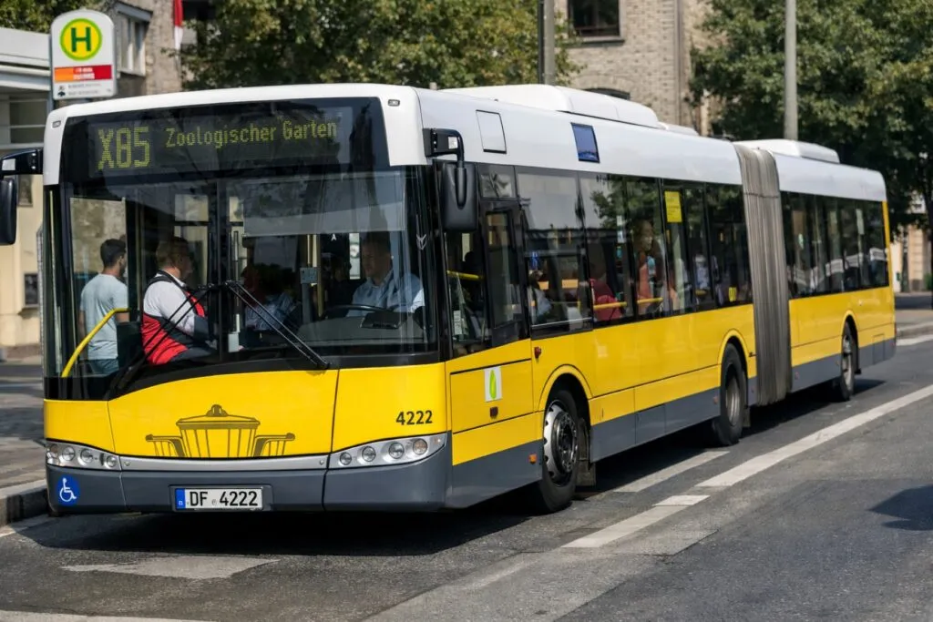 Trabajadores del transporte en huelga en Alemania exigen mejores condiciones laborales