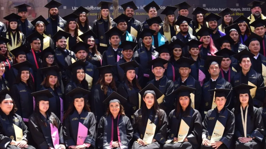 Diferencia en oportunidades laborales entre mujeres y hombres en el mercado laboral mexicano y acceso desigual al empleo formal