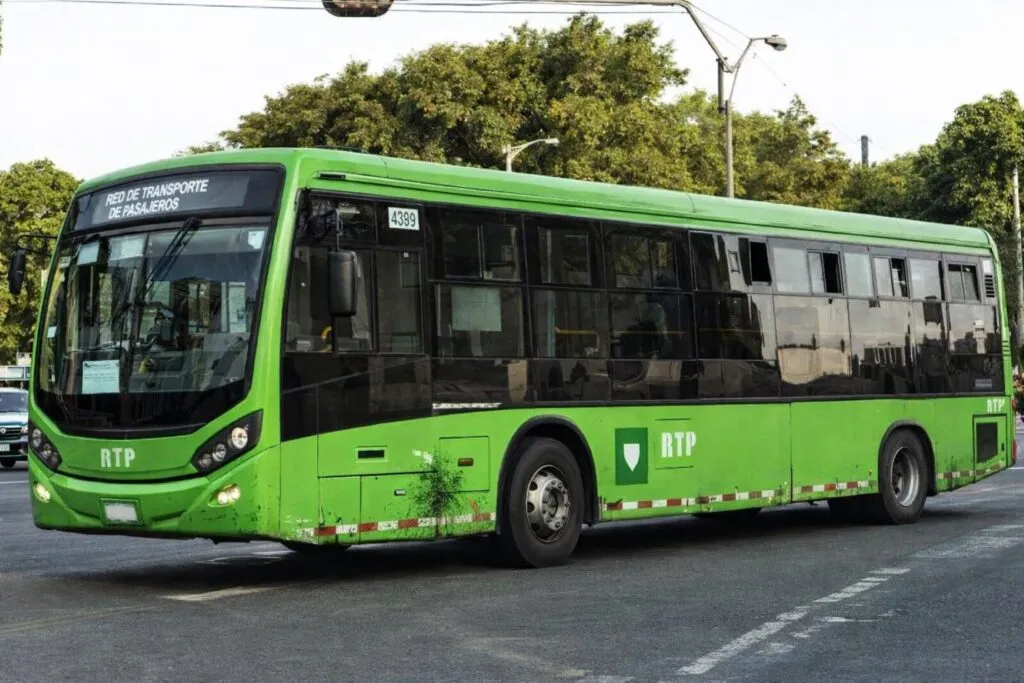 Fallas en mantenimiento RTP en Ciudad de México ponen en riesgo a trabajadores y usuarios del transporte público