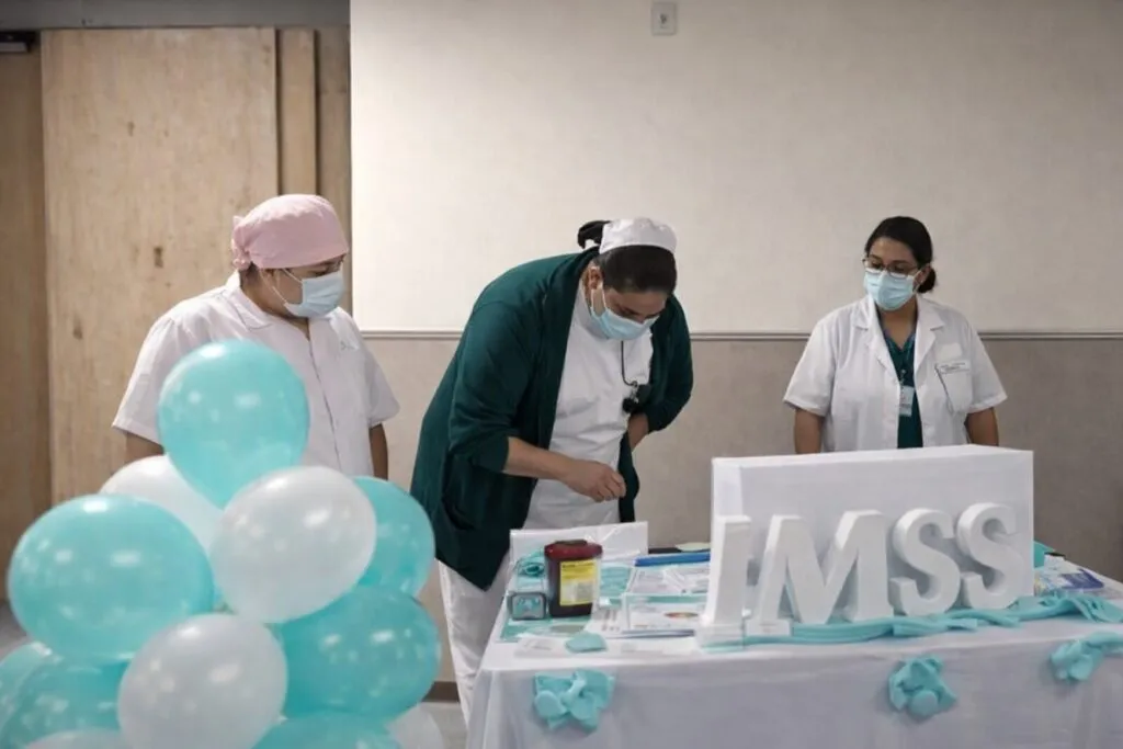 trabajadores del IMSS Veracruz Norte en programa de salud laboral IMSS mejorando atención médica