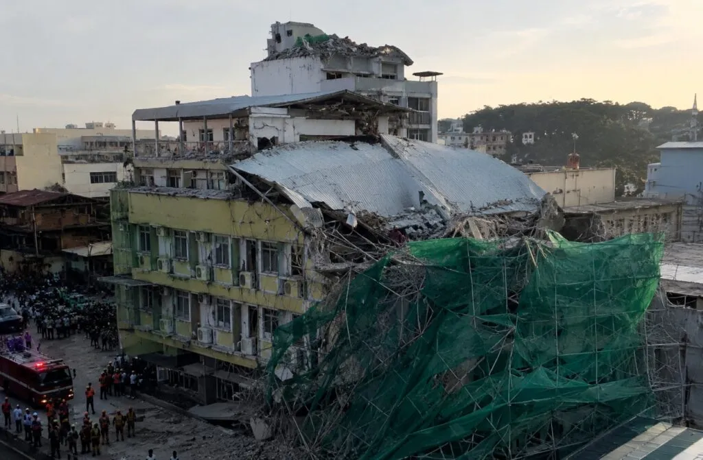 Colapso en Filipinas moviliza rescatistas tras derrumbe de edificio en Pampanga