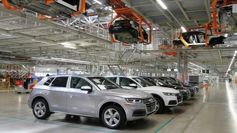 Trabajadores de Audi aprueban acuerdo salarial para evitar una huelga en la planta de Puebla