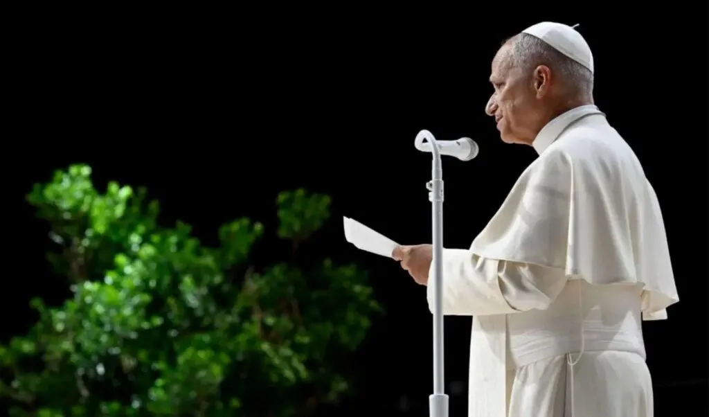 Representantes sindicales y empresariales participan en encuentro con el Papa sobre dignidad laboral y diálogo social