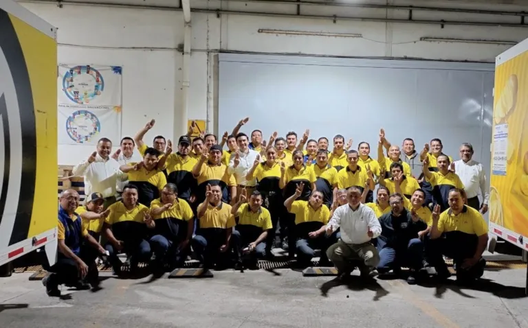 Afiliados respaldan a Alejandro Martínez Araiza y al SNAC tras la elección sindical realizada en Jojutla.