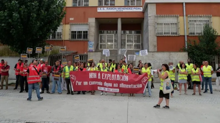 Gadis demanda a sindicatos por una huelga en el sector de la alimentación.