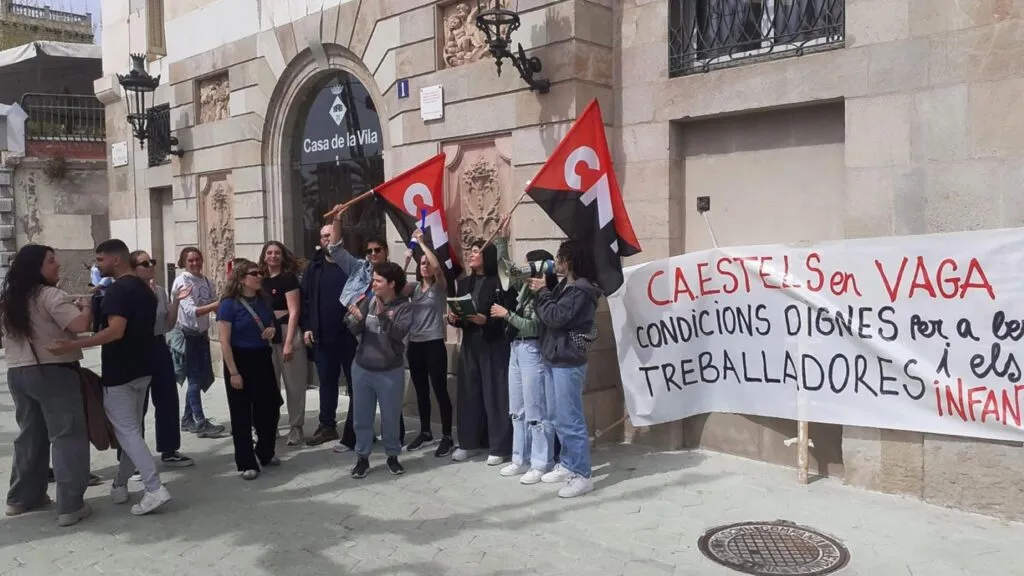 Sector social exige la aplicación del acuerdo de equiparación salarial en Cataluña.