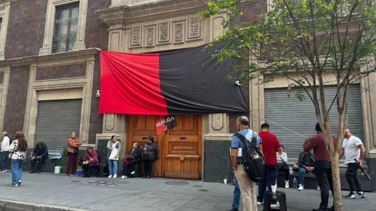 SCJN analiza posible revisión del conflicto laboral y la huelga del Nacional Monte de Piedad tras más de diez meses de disputa sindical.