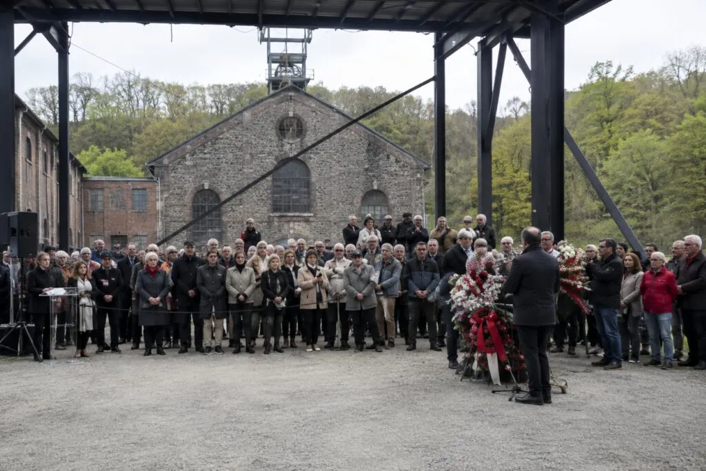 Tragedia de Marcinelle reúne a sindicatos en Bélgica durante el homenaje por los 70 años del desastre minero