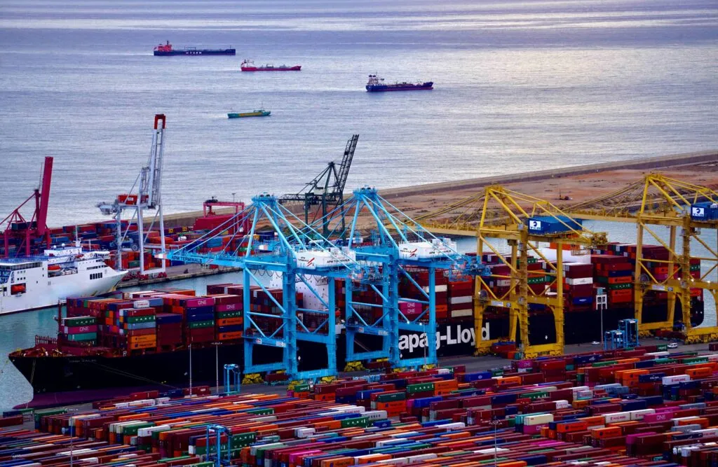 Huelga marítima de trabajadores afecta operaciones y movimiento de barcos en puertos de Argentina