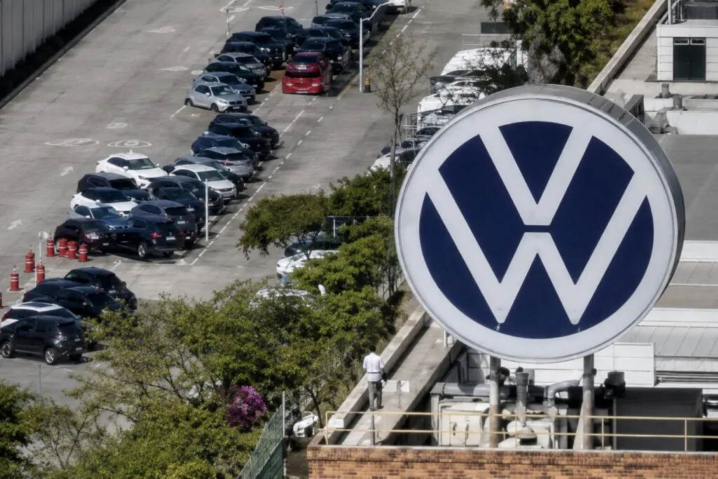 Posible huelga Volkswagen mantiene la negociación sindical mientras la empresa prepara trabajo remoto en Puebla