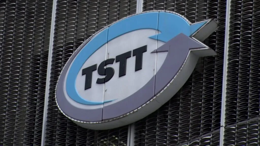 Trabajadores de TSTT en Trinidad y Tobago mantienen una disputa sindical por una propuesta de aumento salarial de 10% y exigen retomar el diálogo.