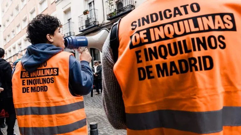 Sindicato de Inquilinas convoca movilizaciones en España tras el desahucio de una mujer de 87 años que vivía en Madrid.