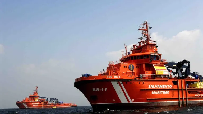 Sindicatos denuncian falta de personal y deterioro del servicio público de Salvamento Marítimo.
