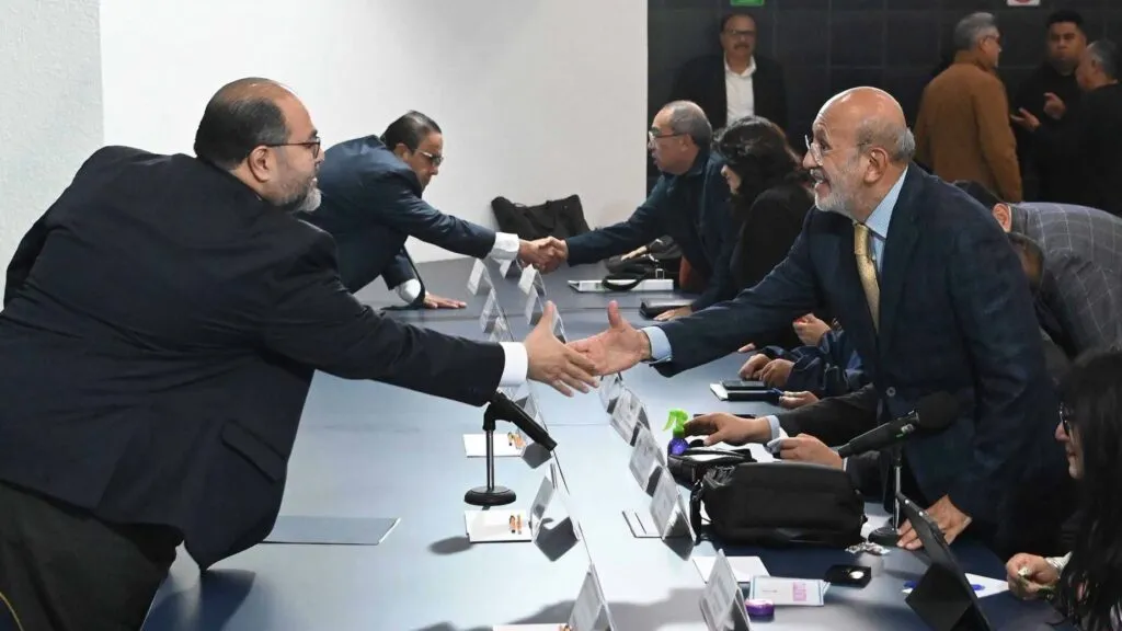 STUNAM solicita aumento salarial de 20% para trabajadores administrativos de la UNAM.