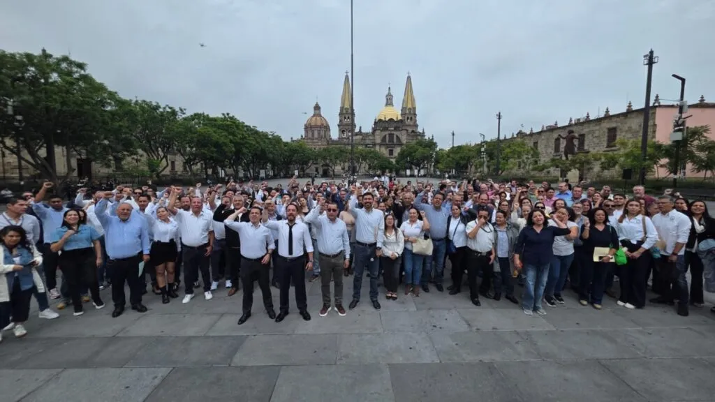 Trabajadores del Congreso de Jalisco exigen pluralidad sindical y condiciones equitativas de representación.