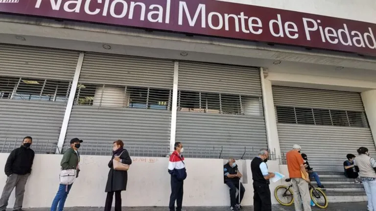 Trabajadores de Monte de Piedad obtienen aumentos salariales, prestaciones y la revisión del procedimiento para asignar plazas laborales.