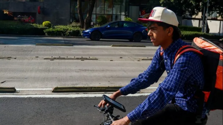 Salarios en Yucatán abren debate sobre ingreso de trabajadores, empleo formal, Mipymes y nuevas obligaciones laborales.