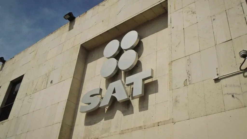 SAT prepara mayor fiscalización a sindicatos, partidos políticos y organizaciones civiles para combatir posibles irregularidades tributarias.