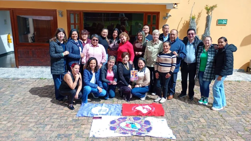 Sindicatos de Colombia desarrollan herramientas y planes de acción para prevenir la violencia y el acoso en los centros de trabajo.
